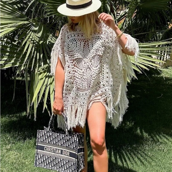 Zara Crochet Fringe kaftan Cover-Up - Picture 2 of 5